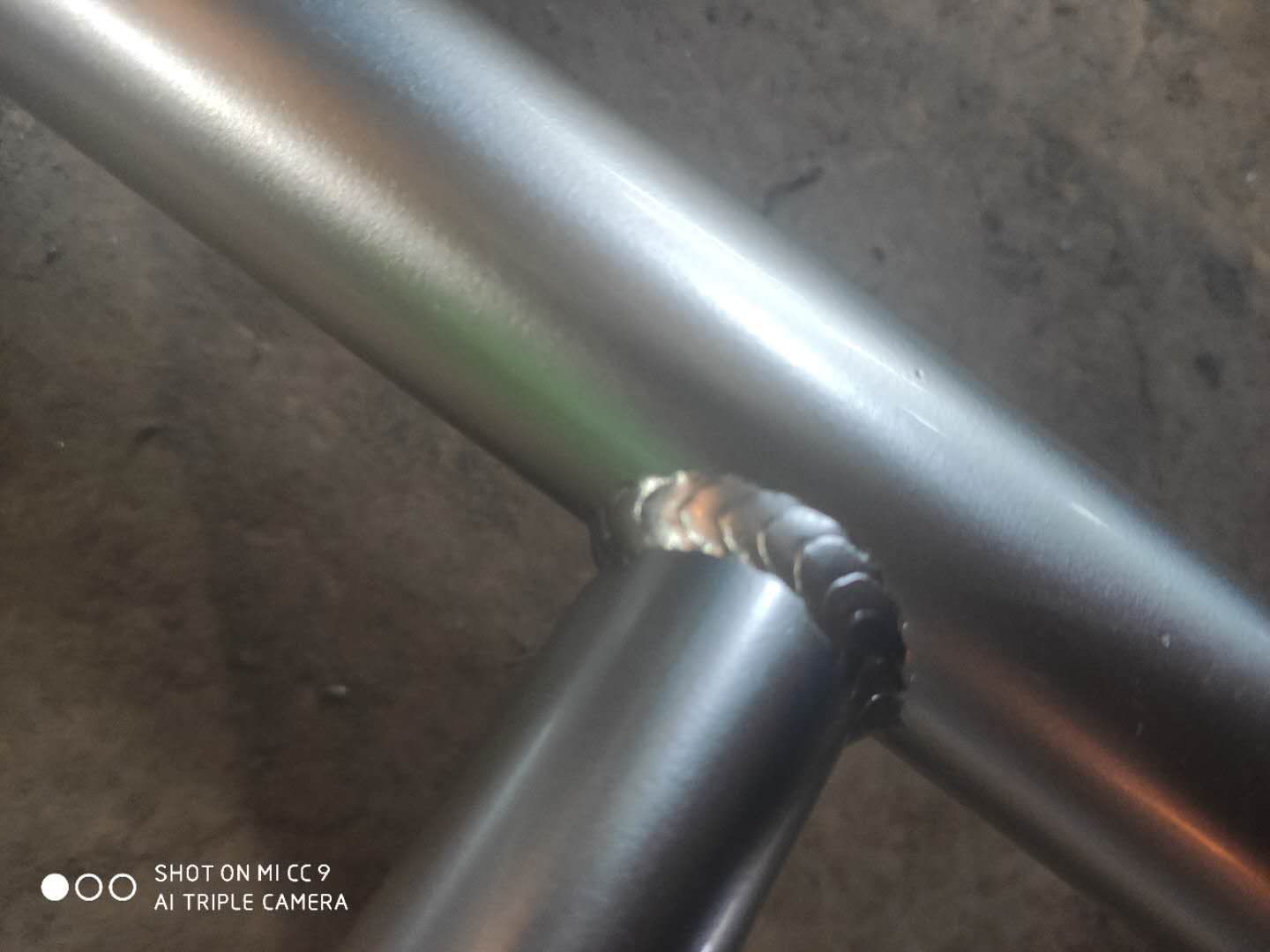 Low carbon steel fish scale welding